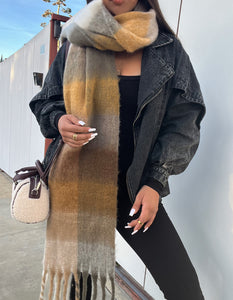 Fringed scarf (mustard)