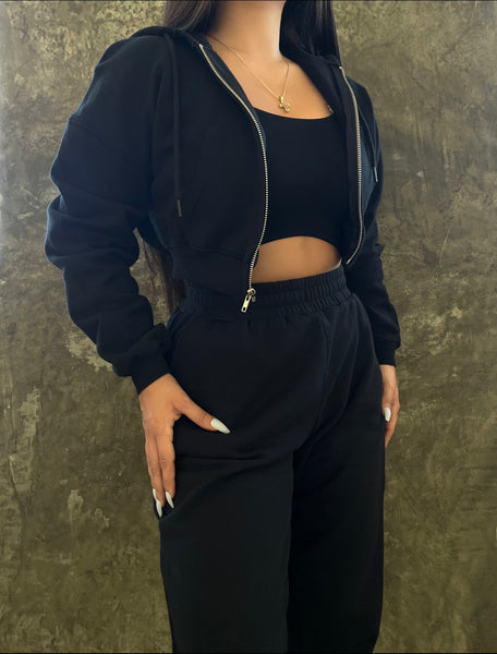 Cropped jogger set (black)