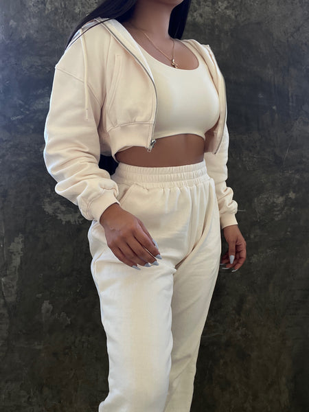 Cropped jogger set(cream)