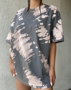 Tie dye oversized t shirt (grey pink)