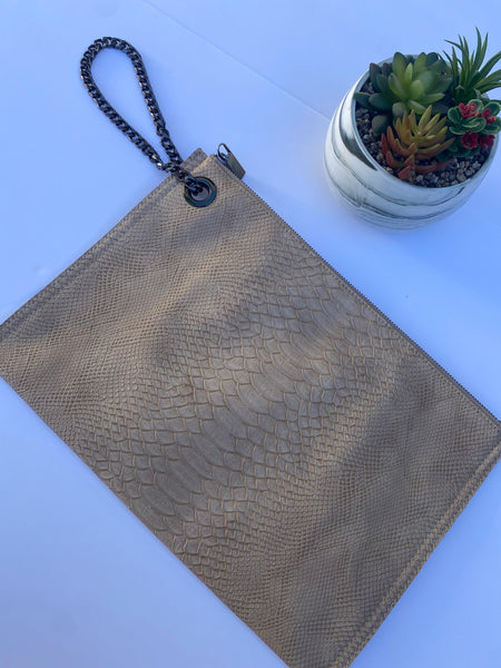 Snake print clutch (nude)