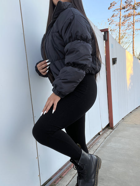 Puffer jacket (black)