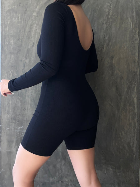 Scoop neck jumpsuit (black)